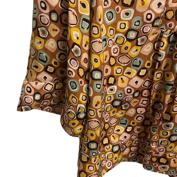 Diane Von Furstenberg Geo Retro Print Bell Sleeve V Neck Silk Blouse Size 0 - Picture 8 of 9